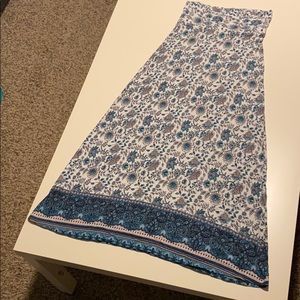 Super soft and stretchy maxi skirt small to medium